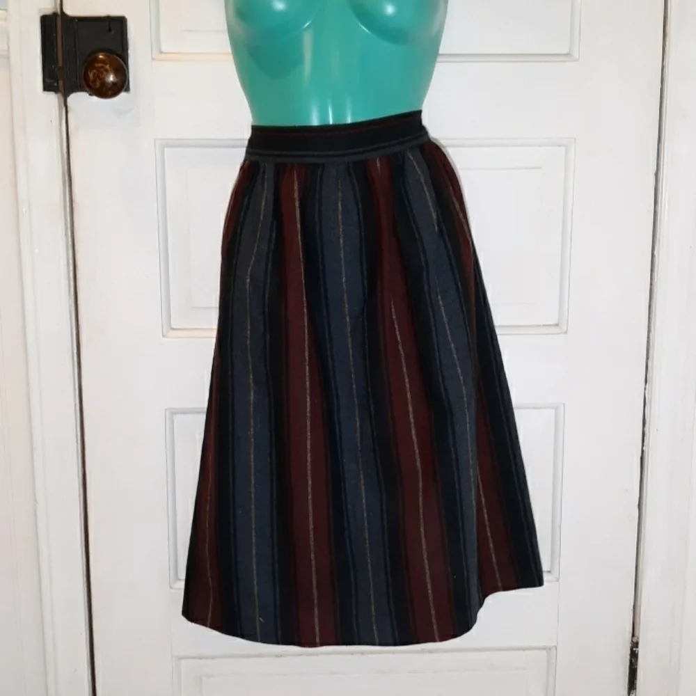 Vintage Jordache 30% wool 80s Dark Academia work